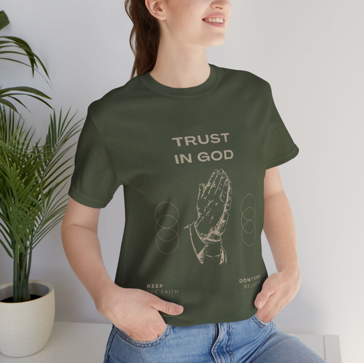 Trust in God Graphic Tee